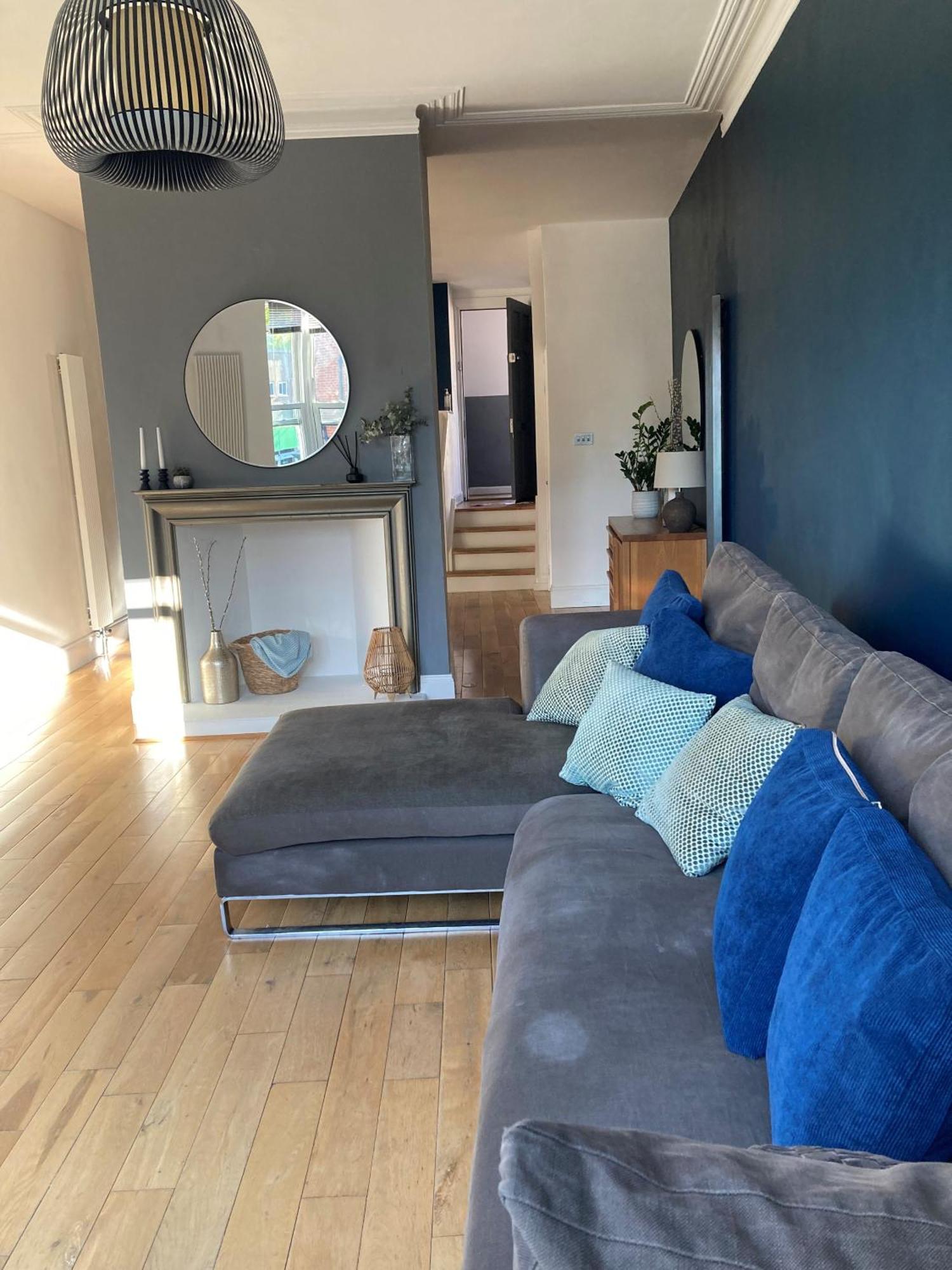 The Clock Tower Apartment - Spacious, Modern, 2 Bed Room Apartment , Southsea With Free Parking - Sleeps 4 Portsmouth Ngoại thất bức ảnh